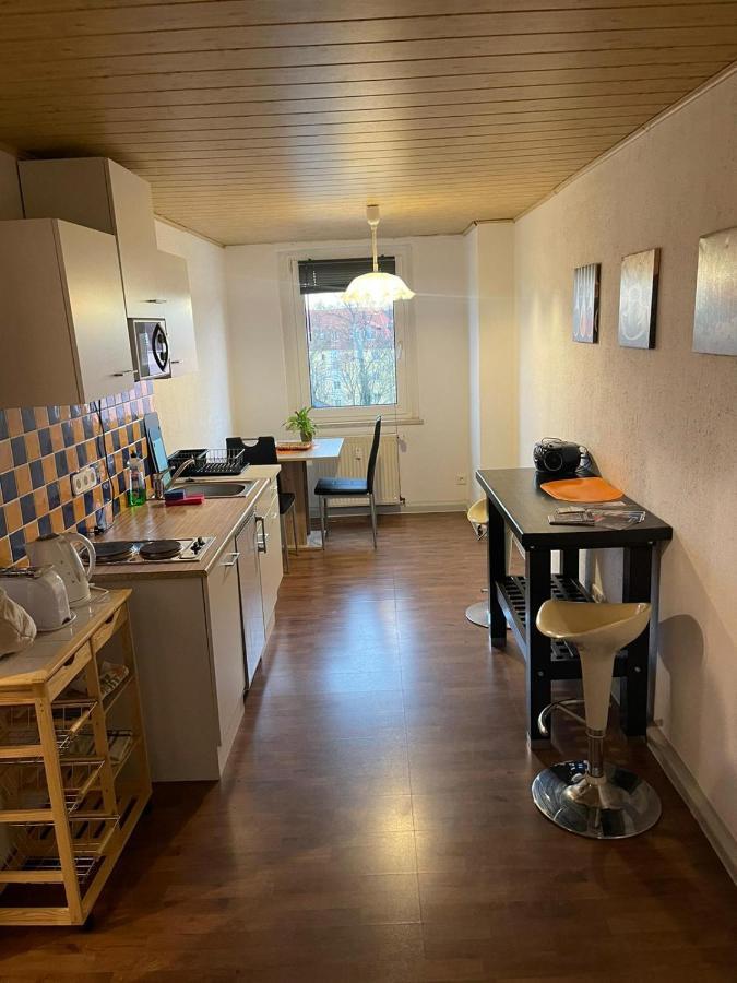 Kleine Wohnung Fuer Monteure Und Dienstreisen Zwickau Exterior foto